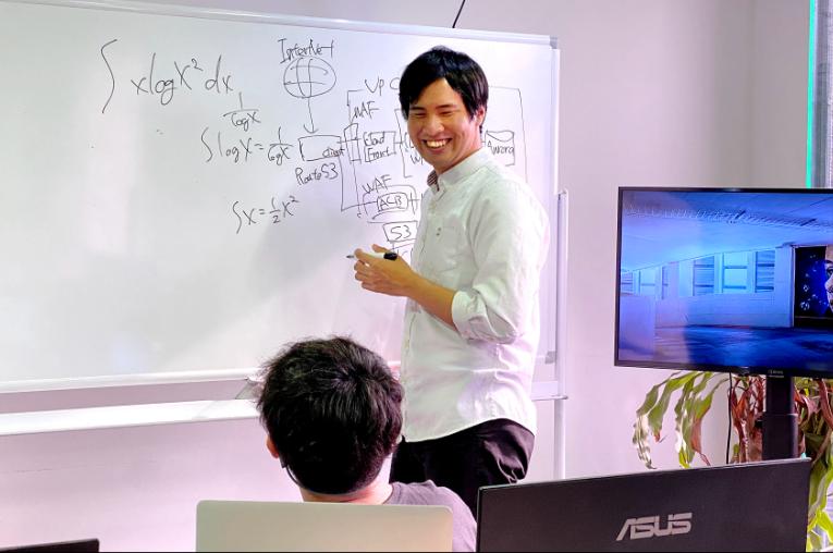 「Qasee」で第三者目線の業務効率化を目指せる
